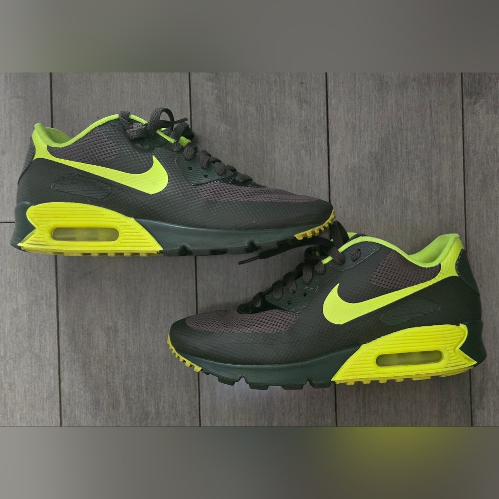 Size 8 - Nike Air Max 90 HYPERFUSE Cargo Khaki/ Volt Army Green - 454446-370